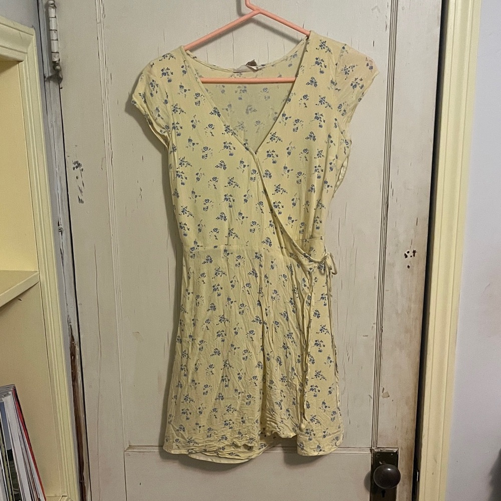 Hollister Light Yellow Floral Wrap Mini Dress